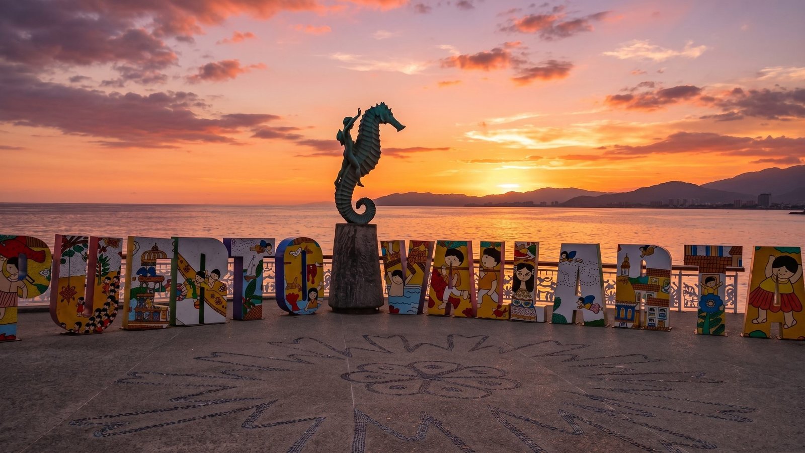 Puerto Vallarta sign